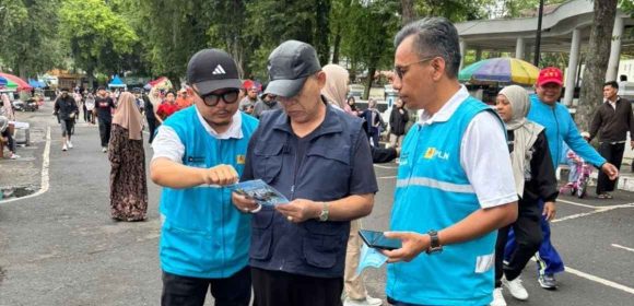 PLN UP3 Payakumbuh intensifkan sosialisasi promotambah daya melalui kegiatan Car Free Day di dua wilayah