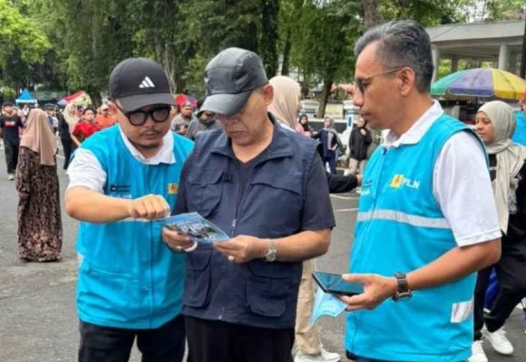 PLN UP3 Payakumbuh intensifkan sosialisasi promotambah daya melalui kegiatan Car Free Day di dua wilayah