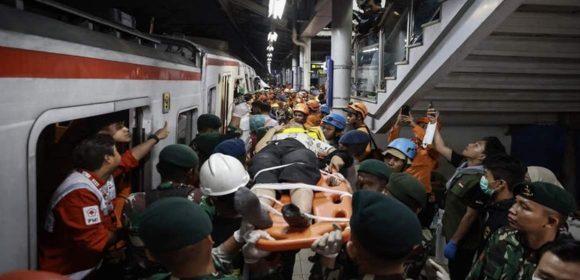 Setelah 31 Saksi Diperiksa Buntut Kecelakaan Kereta Bekasi, Polisi akan Panggil Taksi Green