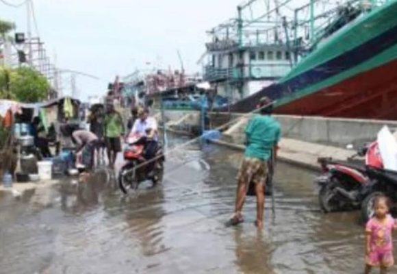 BPBD DKI: Pos Pintu Air Angke Siaga 1, Warga Diminta Waspadai Banjir