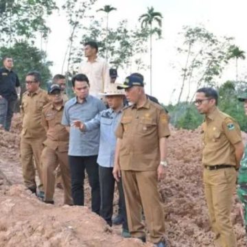 Mahyeldi turun ke tambang emas ilegal di Sijunjung, tegaskan penambang harus urus izin