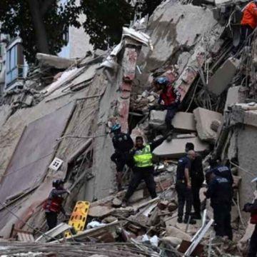 2 Gedung Runtuh, 18 Warga Berhasil Dievakuasi dari Reruntuhan Akibat Gempa Venezuela