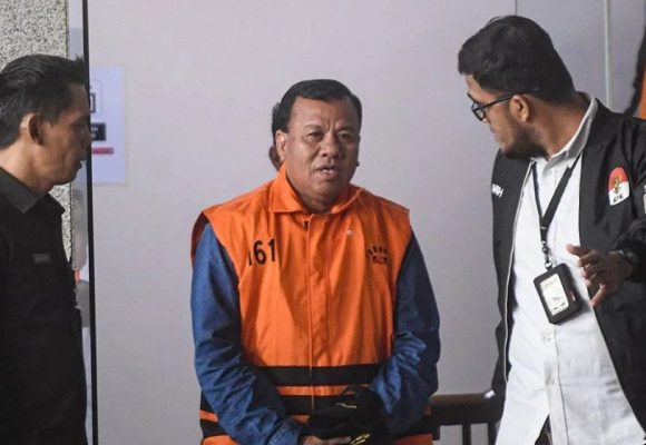 WEBSITE Kasus Gratifikasi Hutan Bupati Kuansing, KPK Buka Peluang Panggil Menhut Raja Juli Antoni