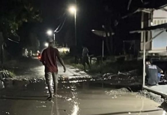 WEBSITE - 2026-07-07T113655.445 Banjir bandang kembali merendam Sungai Batang, Agam mengakibatkan 80 warga mengungsi