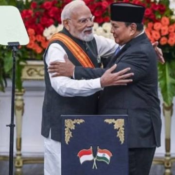 WEBSITE - 2026-07-08T103118.118 Prabowo Ajak PM Narendra Modi ke Prambanan