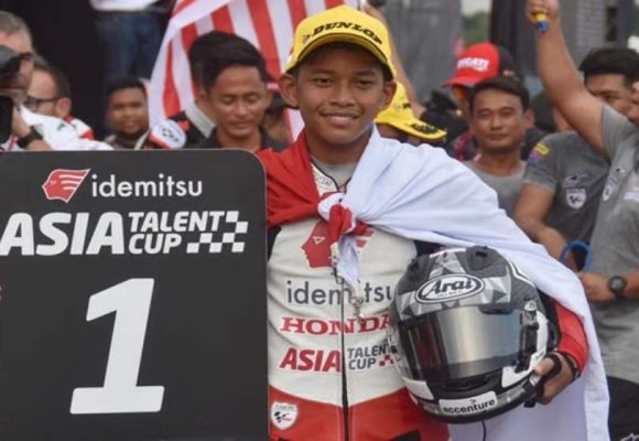 WEBSITE - 2026-07-15T121746.113 Veda Ega Pratama tidak Percaya Kutukan Marc Marquez di Sirkuit Mandalika