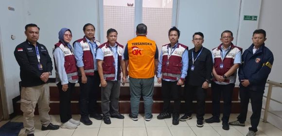 WEBSITE - 2026-07-15T180303.442 OJK Serahkan Tersangka dan Barang Bukti Kasus PT Asuransi Jiwa Prolife ke Kejaksaan Negeri Jakarta Selatan