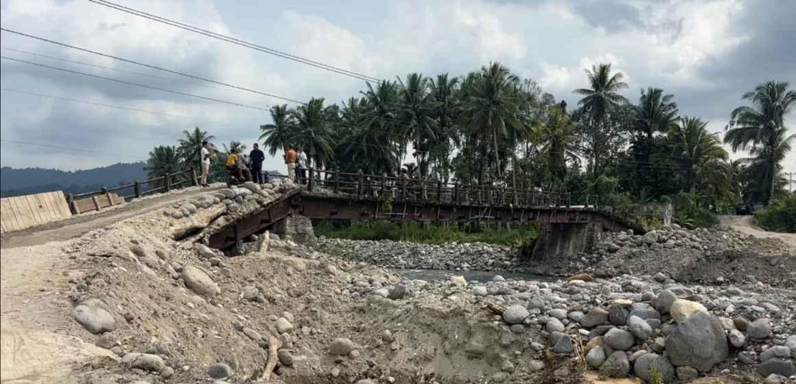 WEBSITE - 2026-07-16T135431.262 Jembatan Darurat Batang Anai Difungsikan, Jembatan Permanen Segera Dibangun