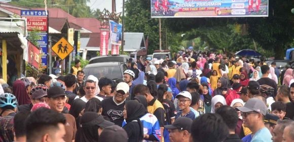 Car Free Day Perdana Padang Pariaman Pecah, Ribuan Warga Padati Kawasan Katapiang, UMKM Kebanjiran Rezeki