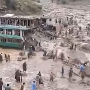 WEBSITE - 2026-07-21T105718.644 20 Orang Tewas dan 100 Hilang akibat Banjir Bandang Terjang Nuristan Afghanistan