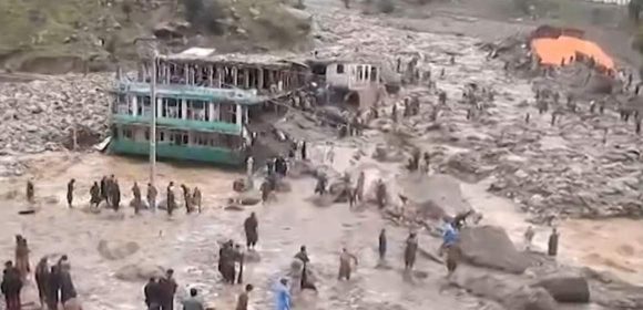 WEBSITE - 2026-07-21T105718.644 20 Orang Tewas dan 100 Hilang akibat Banjir Bandang Terjang Nuristan Afghanistan