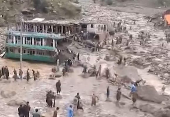 WEBSITE - 2026-07-21T105718.644 20 Orang Tewas dan 100 Hilang akibat Banjir Bandang Terjang Nuristan Afghanistan