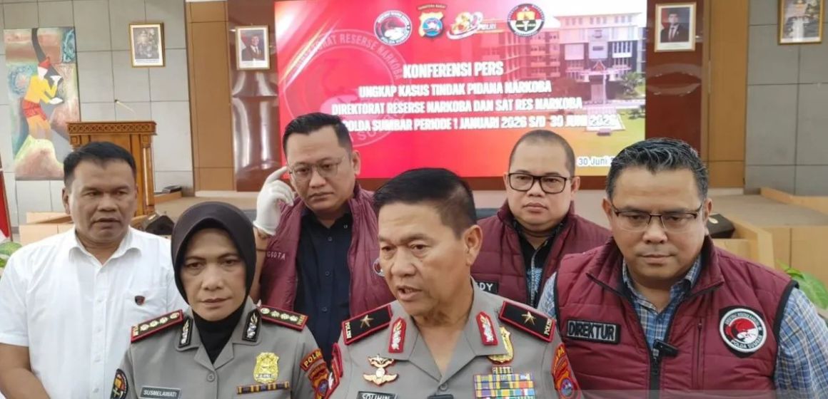 WEBSITE Polda Sumbar Tegaskan Perang Lawan Narkoba, Wakapolda: Anggota Terlibat Tak Ada Toleransi!