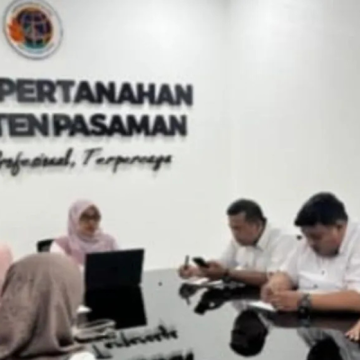 Penguatan sinergi antari instansi melalui diskusi Kantor Pertanahan Pasaman bersama BULOG