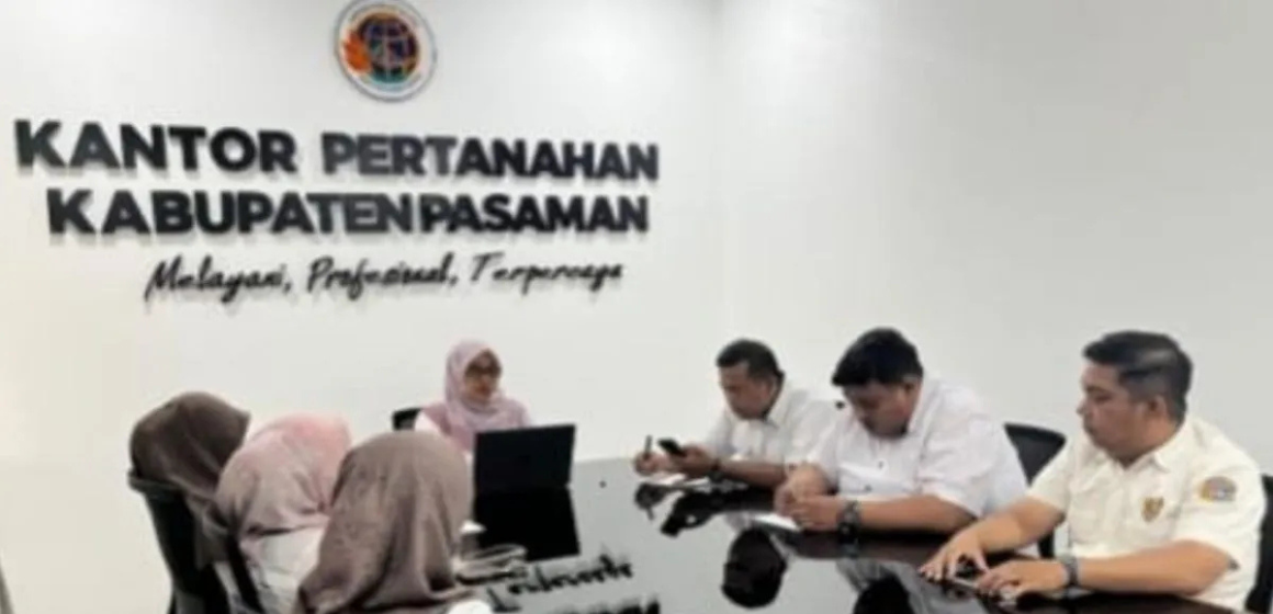 WEBSITE (14) Penguatan sinergi antari instansi melalui diskusi Kantor Pertanahan Pasaman bersama BULOG