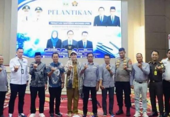 Bupati Dharmasraya ajak PWI jadi pelopor jurnalis di era AI