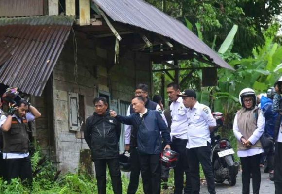 WEBSITE - 2026-08-06T123315.485 Penanganan Longsor di Padang Pariaman Dipercepat, Jalan Darurat Jadi Prioritas