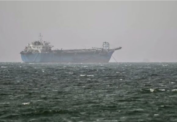 Harga Minyak Dunia Menguat, Pasar Cermati Rencana Pembatasan Kapal di Selat Hormuz