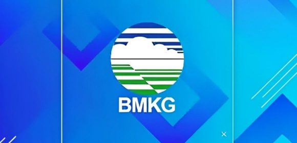 WEBSITE (9) Prakiraan Cuaca 7 Kota Sumbar Hari Ini 24 Agustus 2026: Cerah hingga Berawan