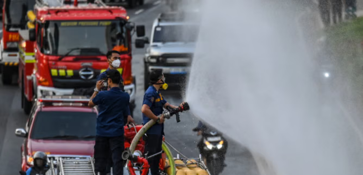 WEBSITE (37) BMKG: Abu Vulkanik Anak Krakatau Masih Tersebar ke Jakarta hingga Bengkulu