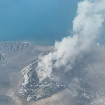 WEBSITE (39) BNPB siapkan OMC untuk luruhkan abu erupsi Anak Krakatau