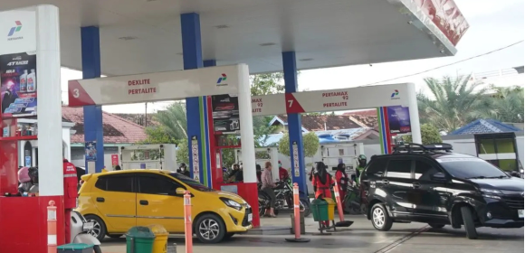WEBSITE (40) Pertamina sanksi SPBU yang langgar penyaluran BBM subsidi di Sumbar