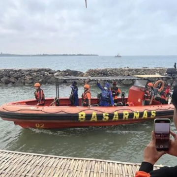 WEBSITE (54) Tim SAR perluas pencarian pewarta ANTARA hilang di Krakatau