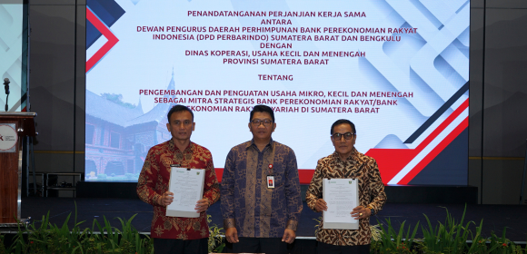 WEBSITE OJK Dorong Sinergi Dinas Koperasi dan Perbarindo Perluas Akses Pembiayaan UMKM Sumbar