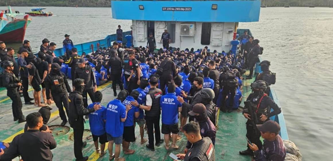 WEBSITE (3) Ditjenpas Pindahkan 3.474 Narapidana ke Nusakambangan, Termasuk Warga Binaan Rutan Depok