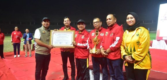WEBSITE (31) Semarak Penutupan Porprov XVI Sumbar di Lubuk Alung, Padang Pariaman Ukir Prestasi dengan 261 Medali 