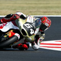 Mario Suryo Aji Gagal Finis di Moto2 GP Jepang 2026, Izan Guevara Juara