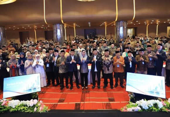 WEBSITE OJK OPTIMISTIS INDUSTRI KEUANGAN SYARIAH TERUS TUMBUH