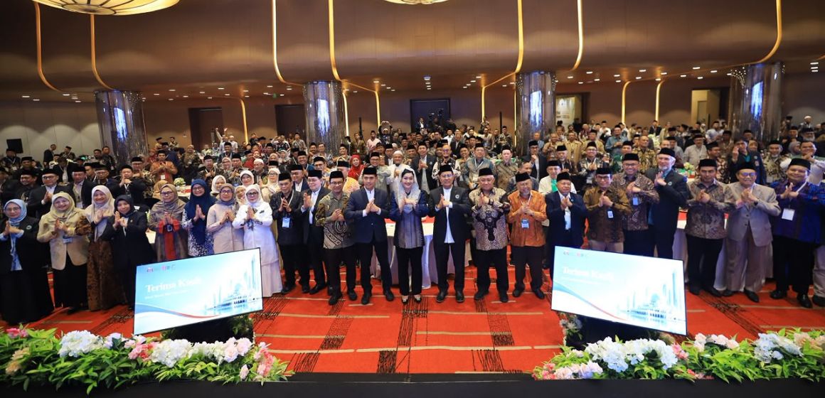 WEBSITE OJK OPTIMISTIS INDUSTRI KEUANGAN SYARIAH TERUS TUMBUH