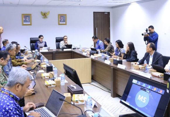 WEBSITE OJK TEGASKAN KOMITMEN REFORMASI PASAR MODAL DAN PENGUATAN KEPERCAYAAN INVESTOR GLOBAL