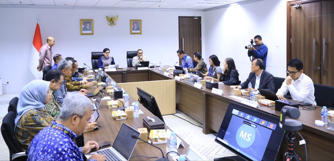 WEBSITE OJK TEGASKAN KOMITMEN REFORMASI PASAR MODAL DAN PENGUATAN KEPERCAYAAN INVESTOR GLOBAL