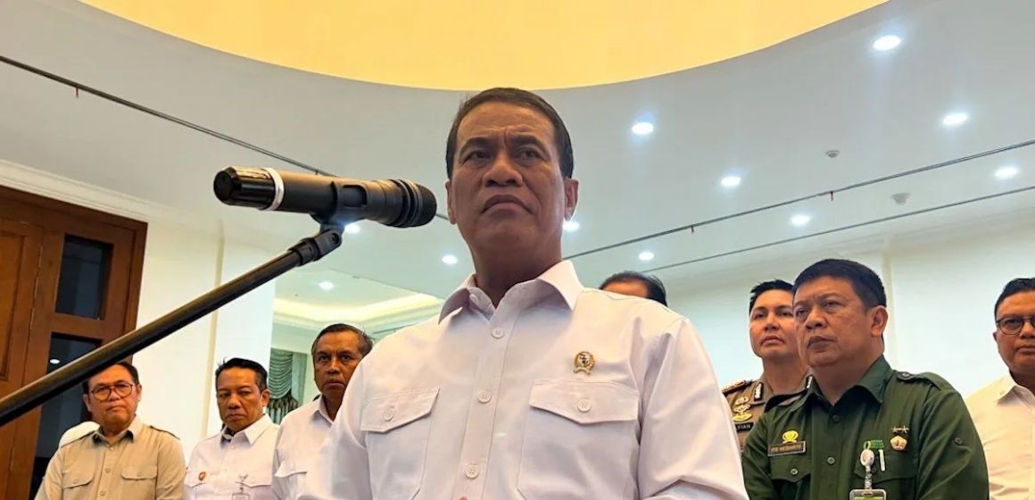 WEBSITE (76) Mentan Amran: Temuan beras SPHP dioplos bukti mafia pangan ada