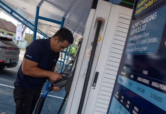 WEBSITE (9) Dampak Perang Iran: 25 Negara Percepat Kebijakan Elektrifikasi Energi